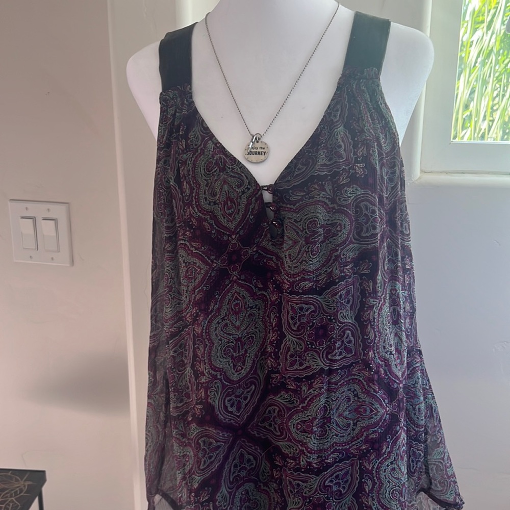 Flowy tank. Racer back velvet grey straps